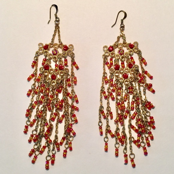Jewelry - Dangly Pendant Earrings
